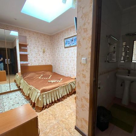 Золотий Лев Hotel Zvenyhorodka Bagian luar foto