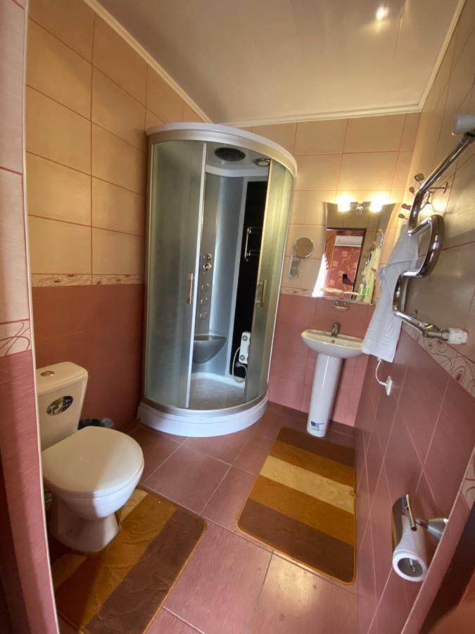 Золотий Лев Hotel Zvenyhorodka Bagian luar foto